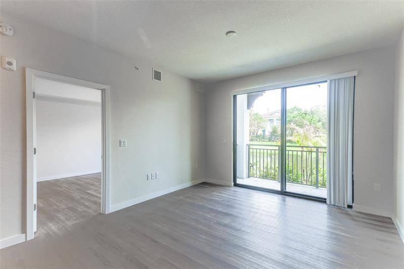 Sunrise, FL 33351,8894 NW 44th ST #2-112