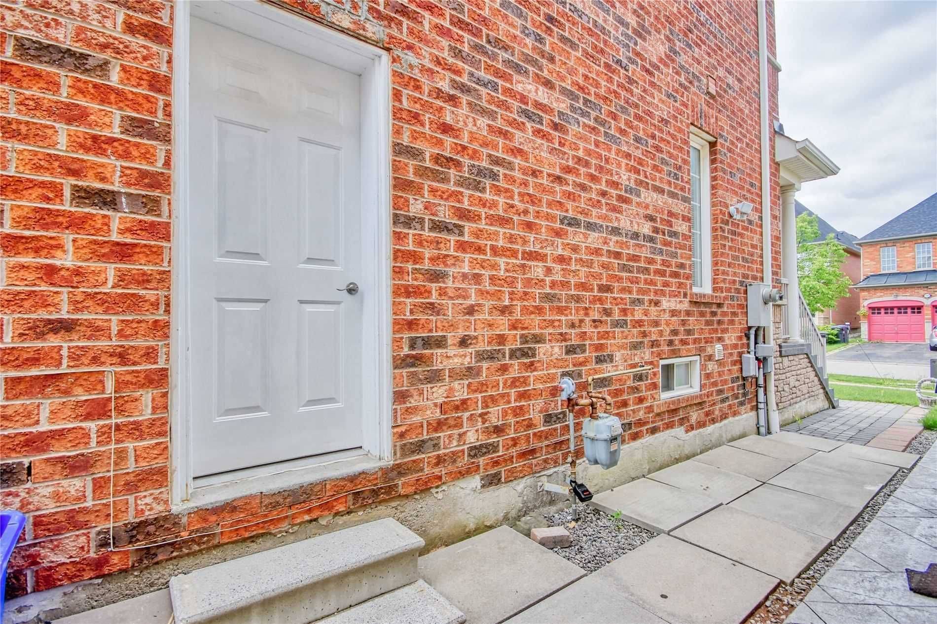 Mississauga, ON L5M 7N6,3554 Stonecutter CRES #Bsmt