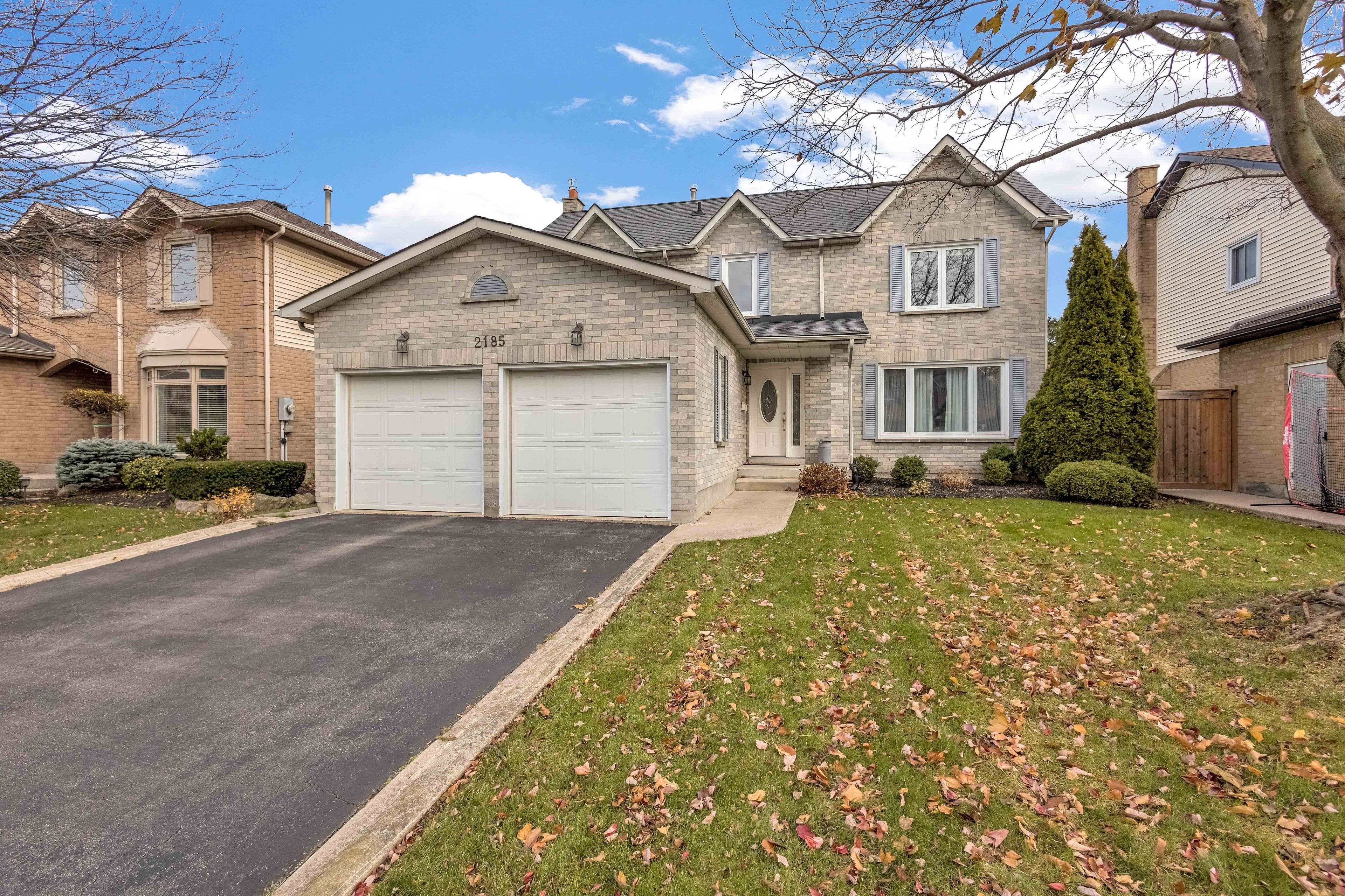 Burlington, ON L7M 3N7,2185 Vista DR