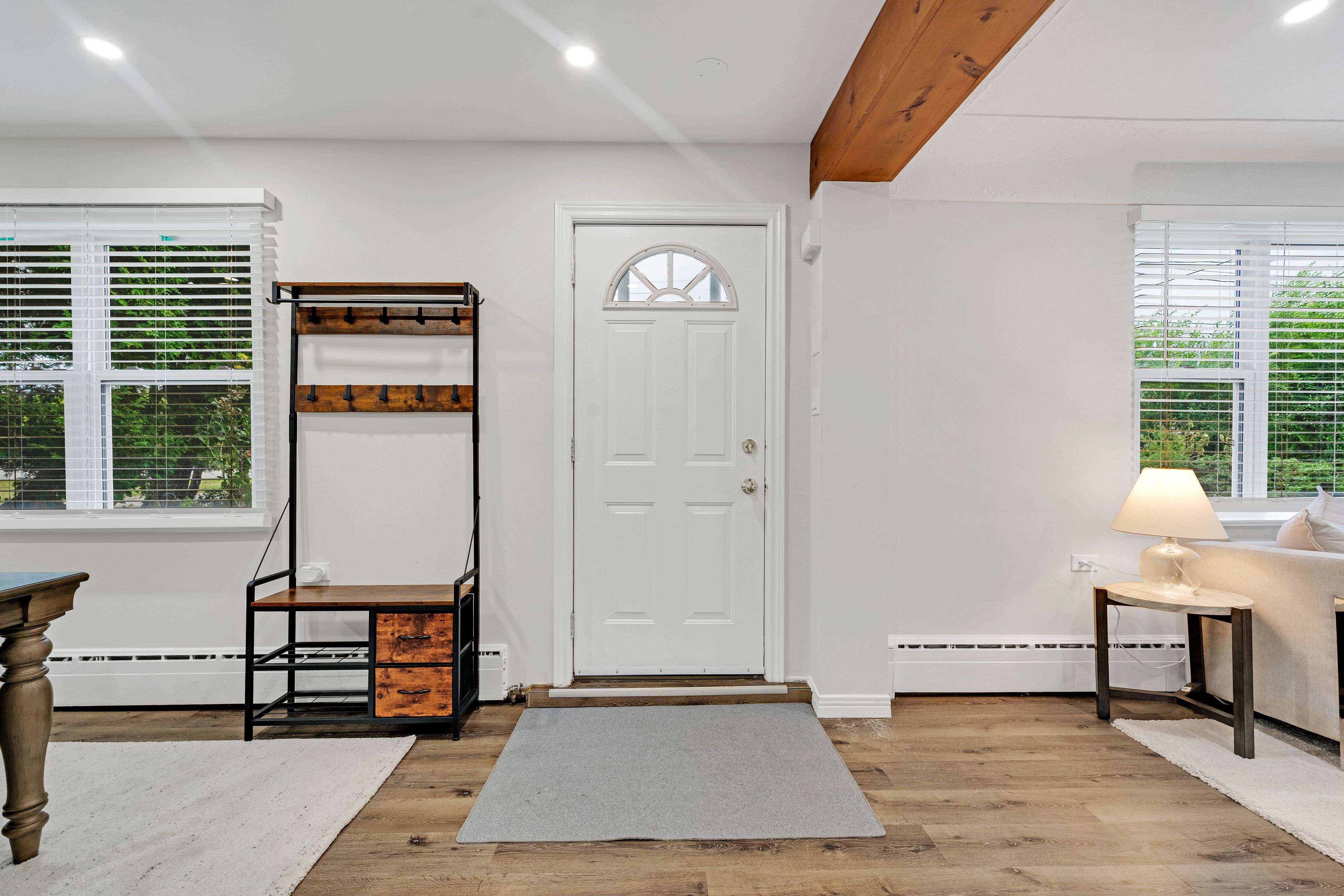 Burlington, ON L7R 3S9,2073 Leighland RD