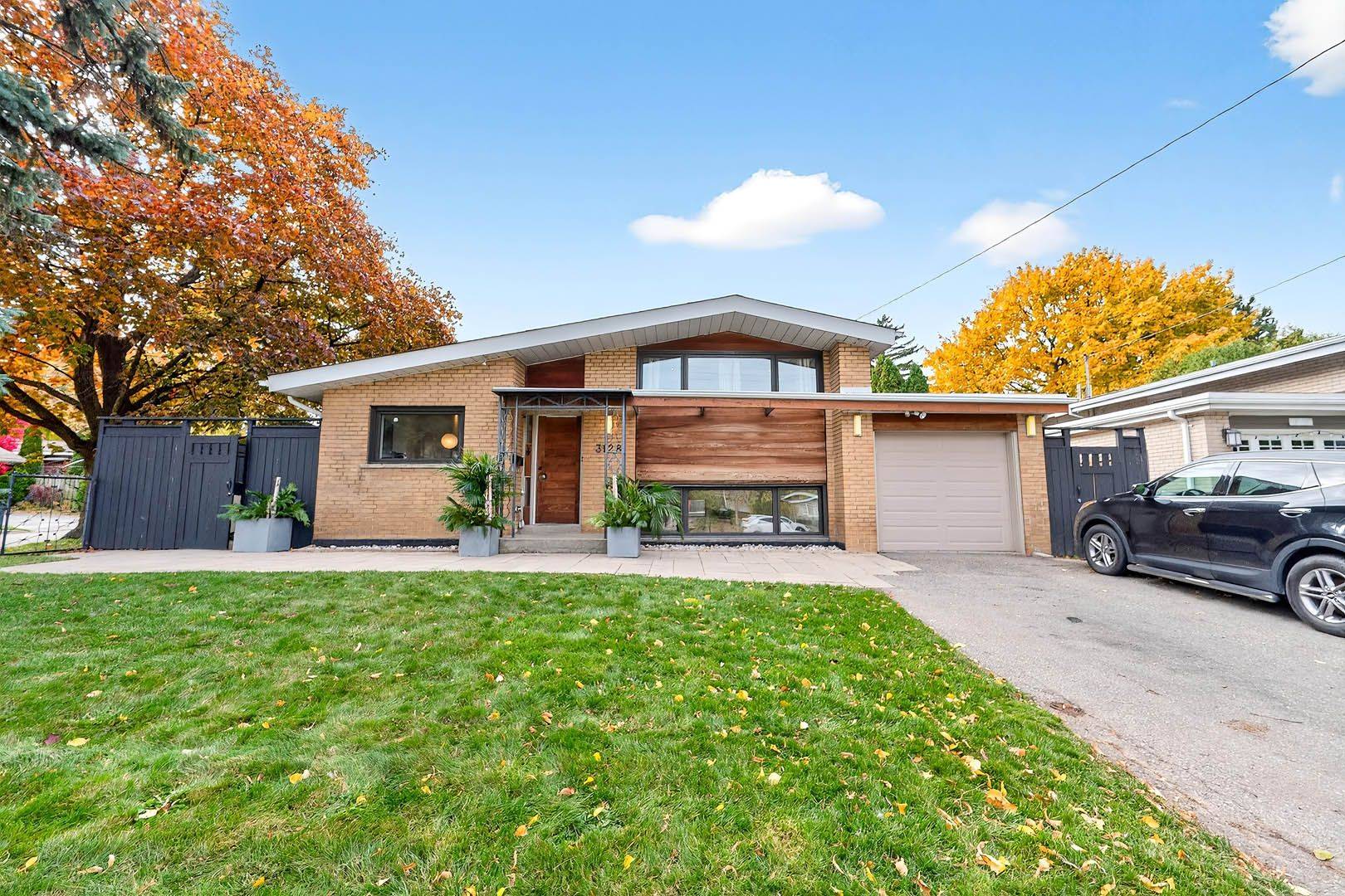 Mississauga, ON L4Y 2Z3,3128 Constitution BLVD