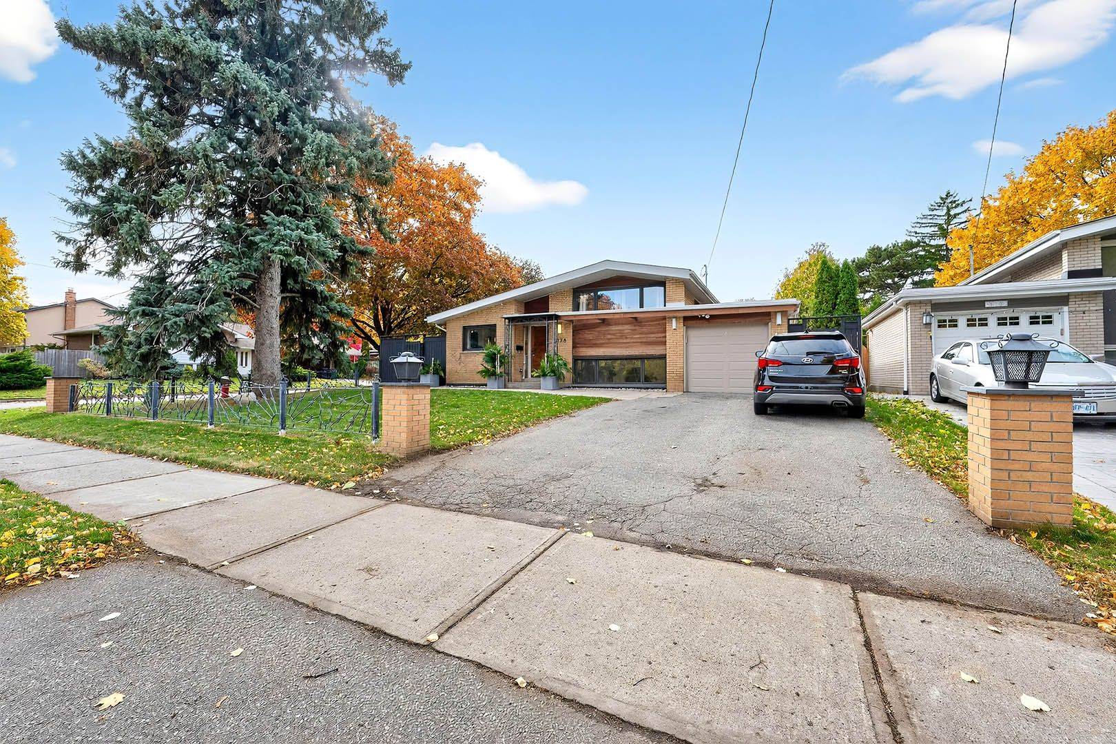 Mississauga, ON L4Y 2Z3,3128 Constitution BLVD