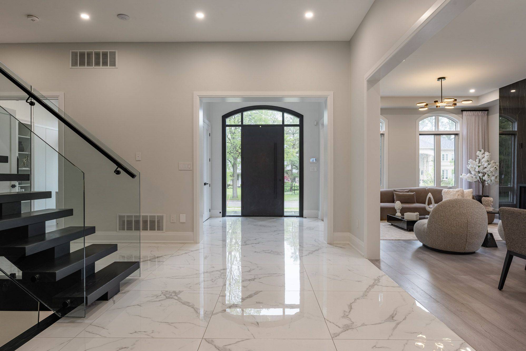 Mississauga, ON L5H 3J1,2110 Stonehouse CRES