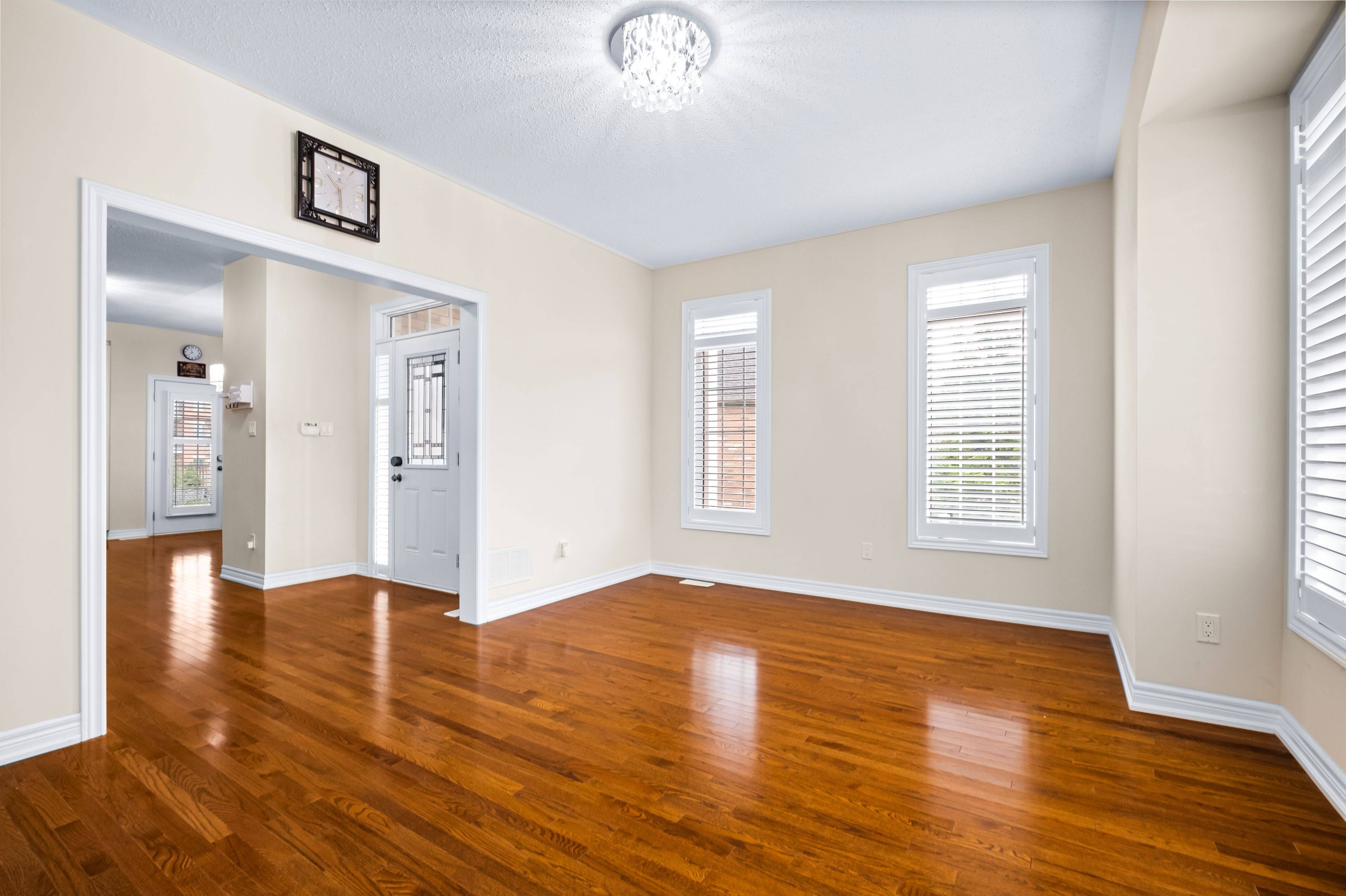 Brampton, ON L6R 3Z6,35 Lobelia ST