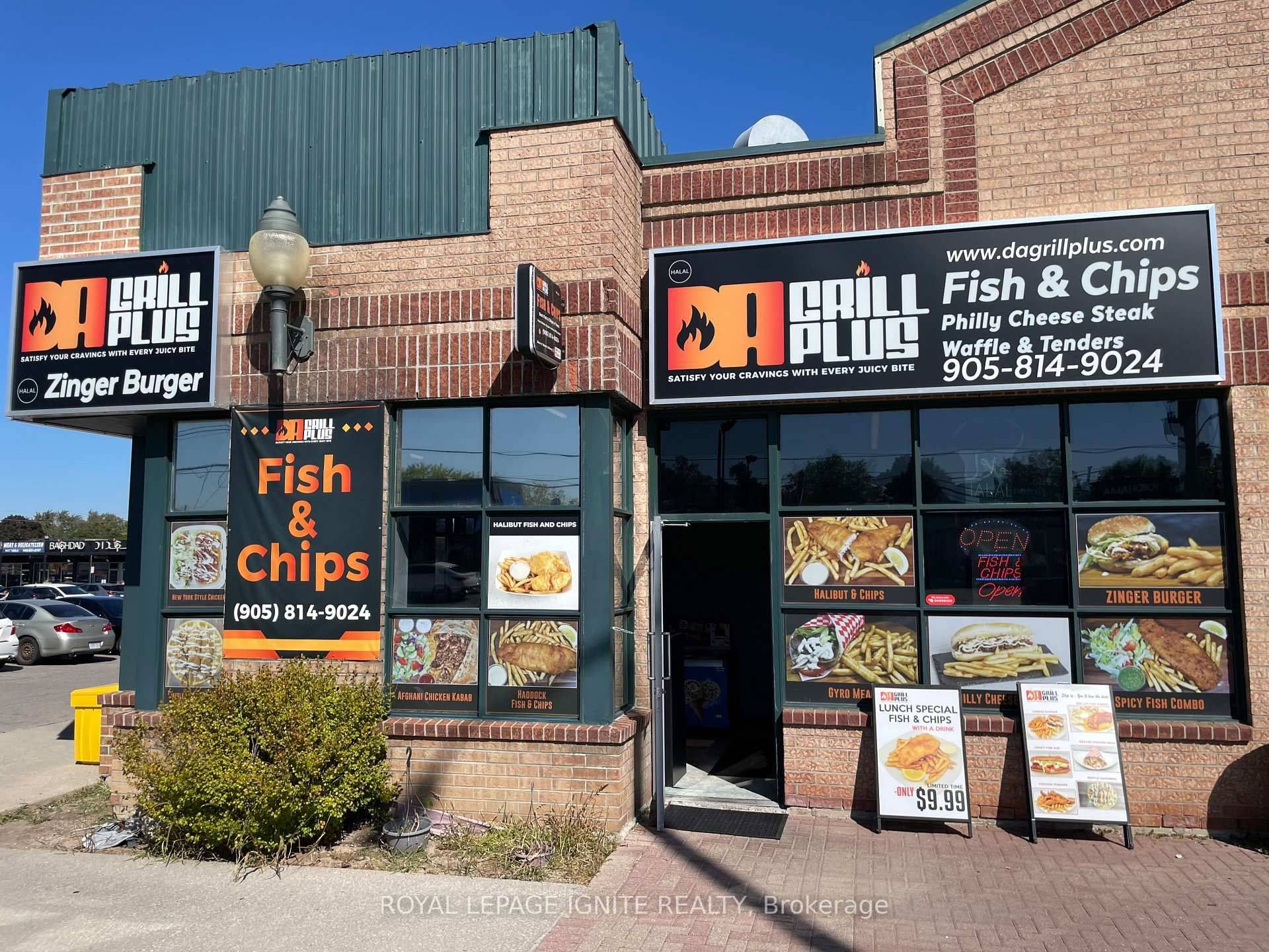 Mississauga, ON L5N 6A1,17 Queen ST #3