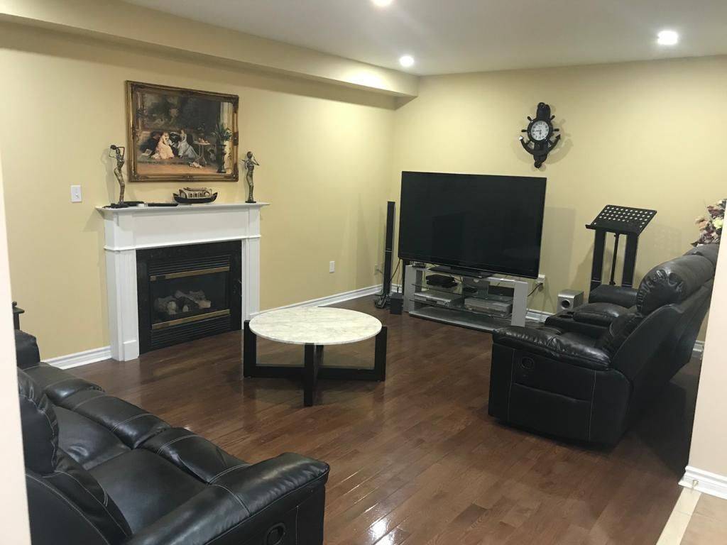 Brampton, ON L7A 2Y2,35 Dunvegan CRES