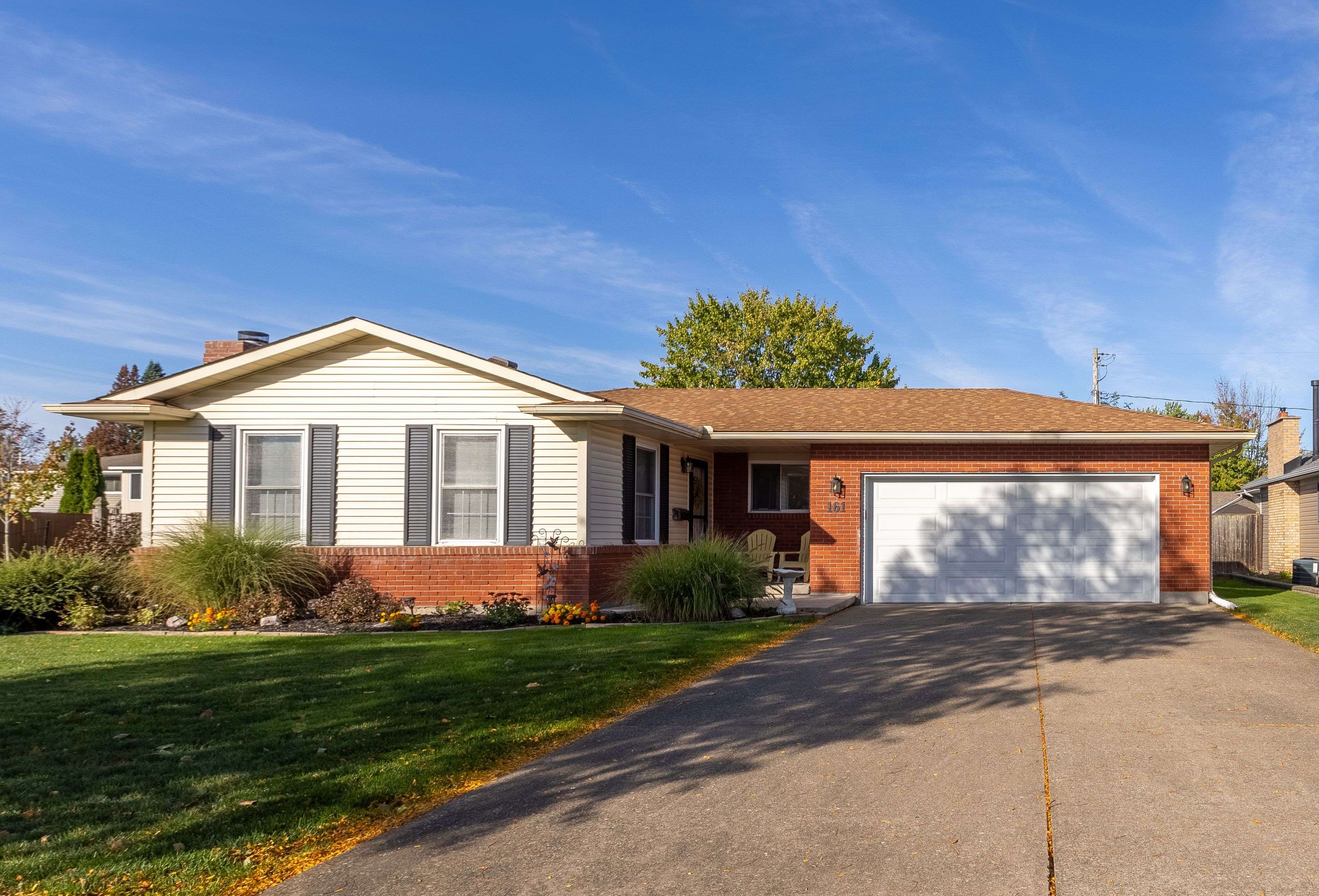 Welland, ON L3C 6Y7,161 Green Pointe DR