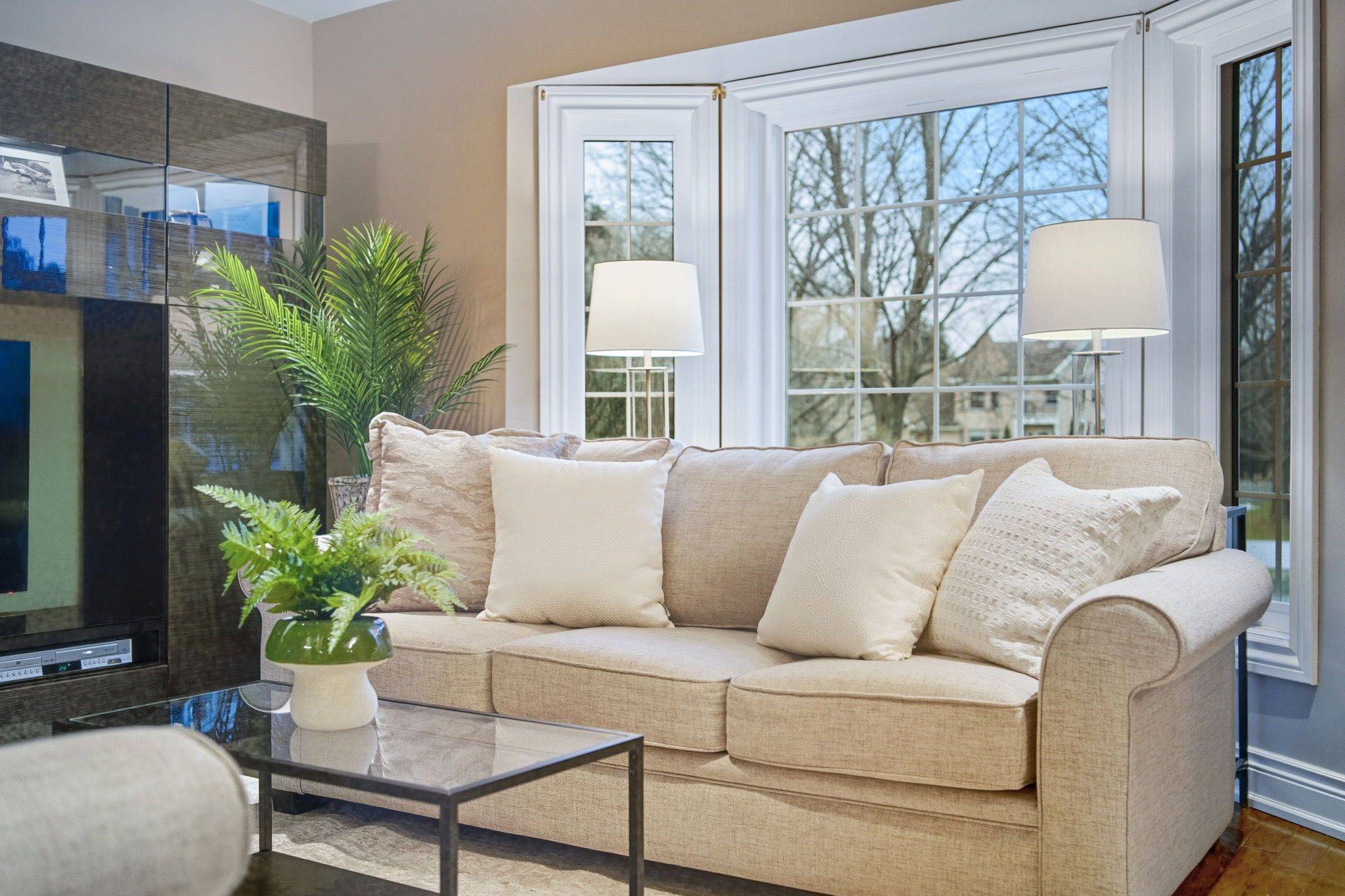 Hamilton, ON L8B 0Z9,9 CORNELIA CT