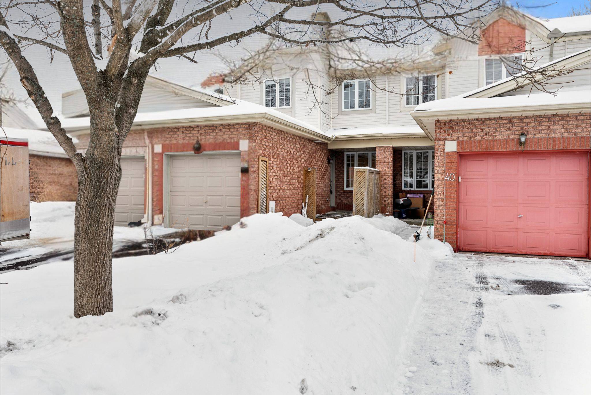 Overbrook - Castleheights And Area, ON K1K 4R8,42 College CIR