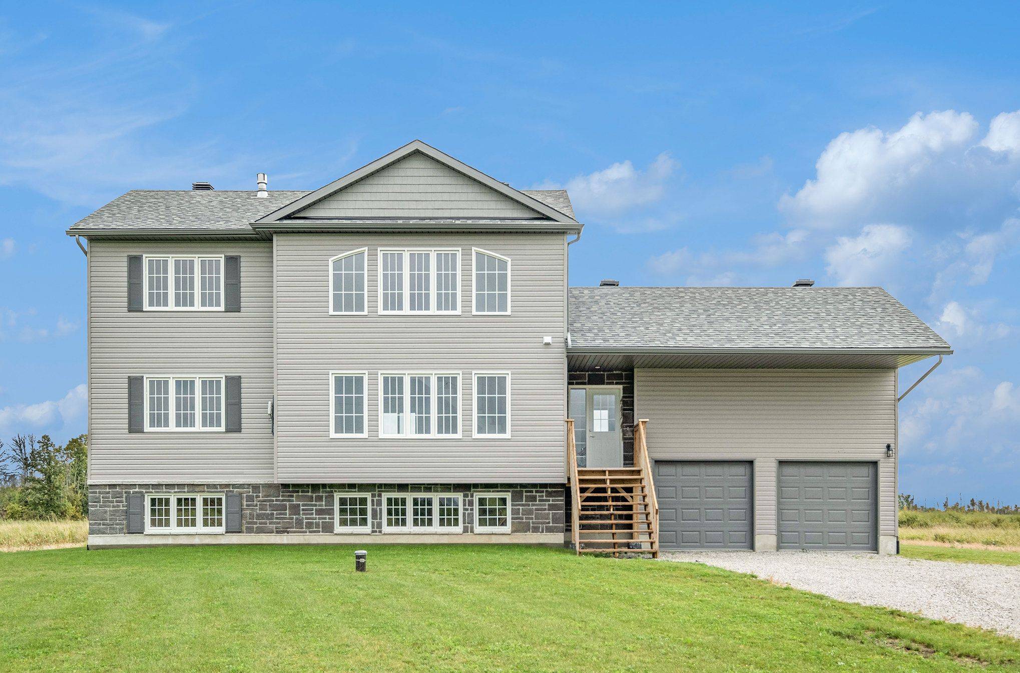 Montague, ON K7A 4S7,491 Sturgess RD