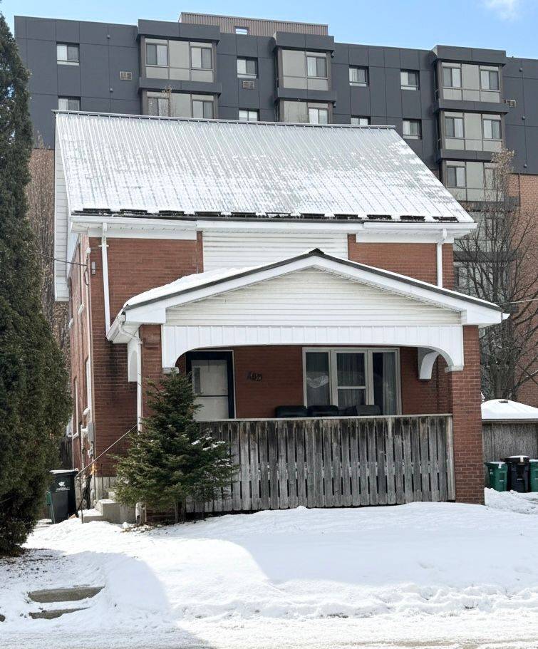 Waterloo, ON N2J 3B4,179 Regina ST N