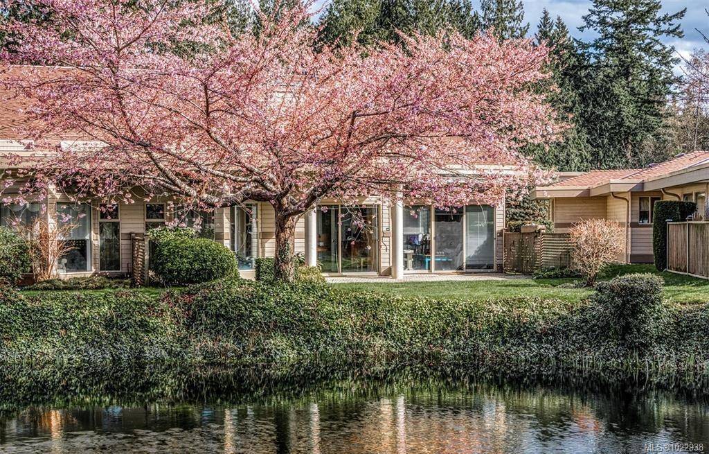 Parksville, BC V9P 2P8,823 Lakes Blvd