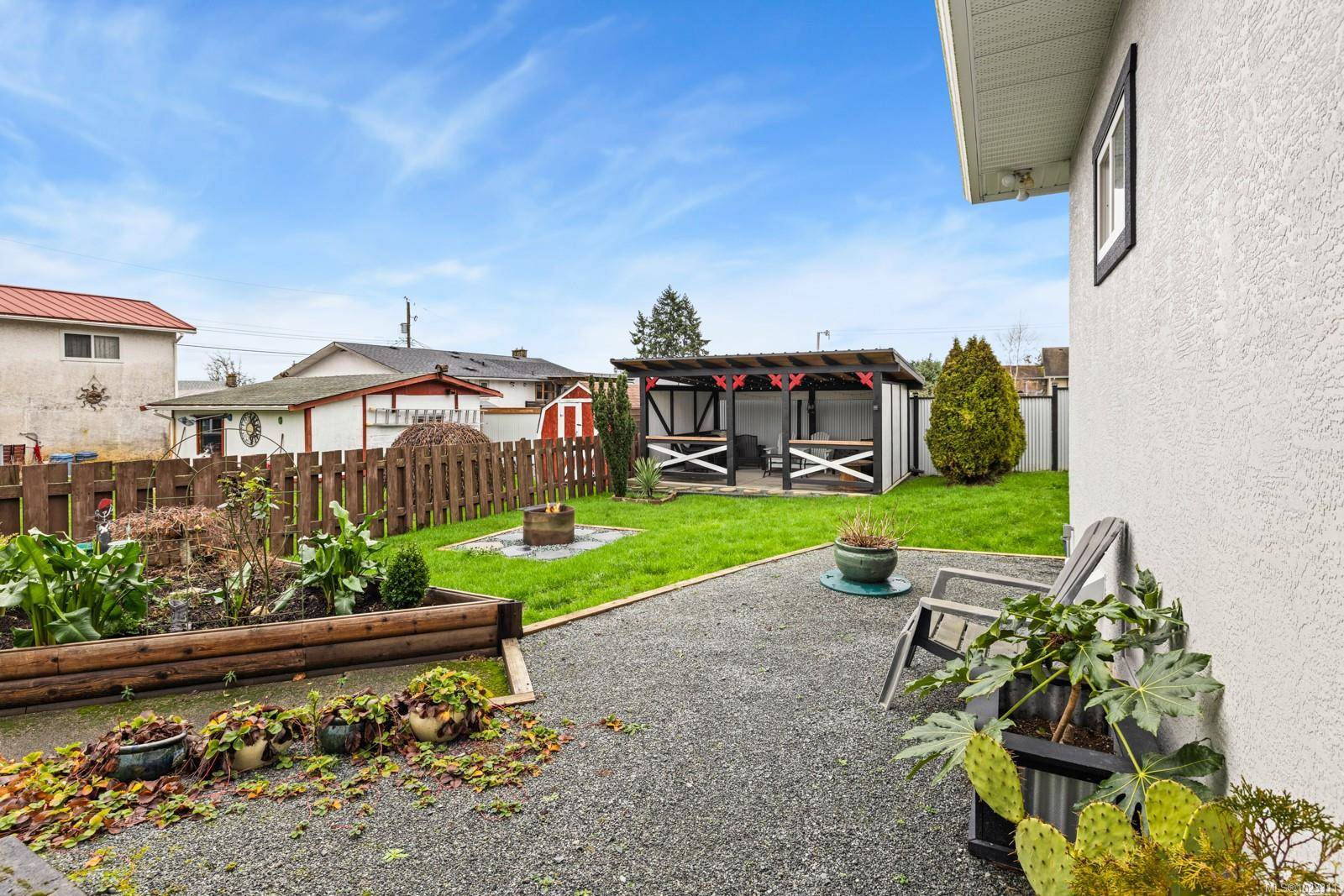 Crofton, BC V0R 1R0,1567 Pauline St