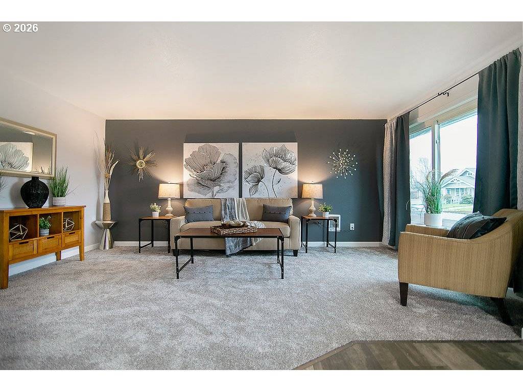 Longview, WA 98632,341 24TH AVE