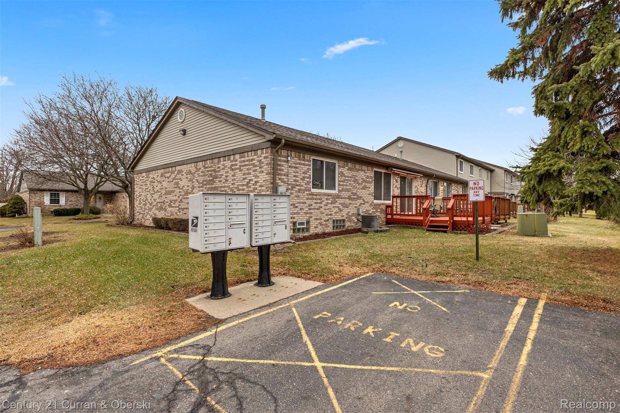 Allen Park, MI 48101,14823 Paris CT