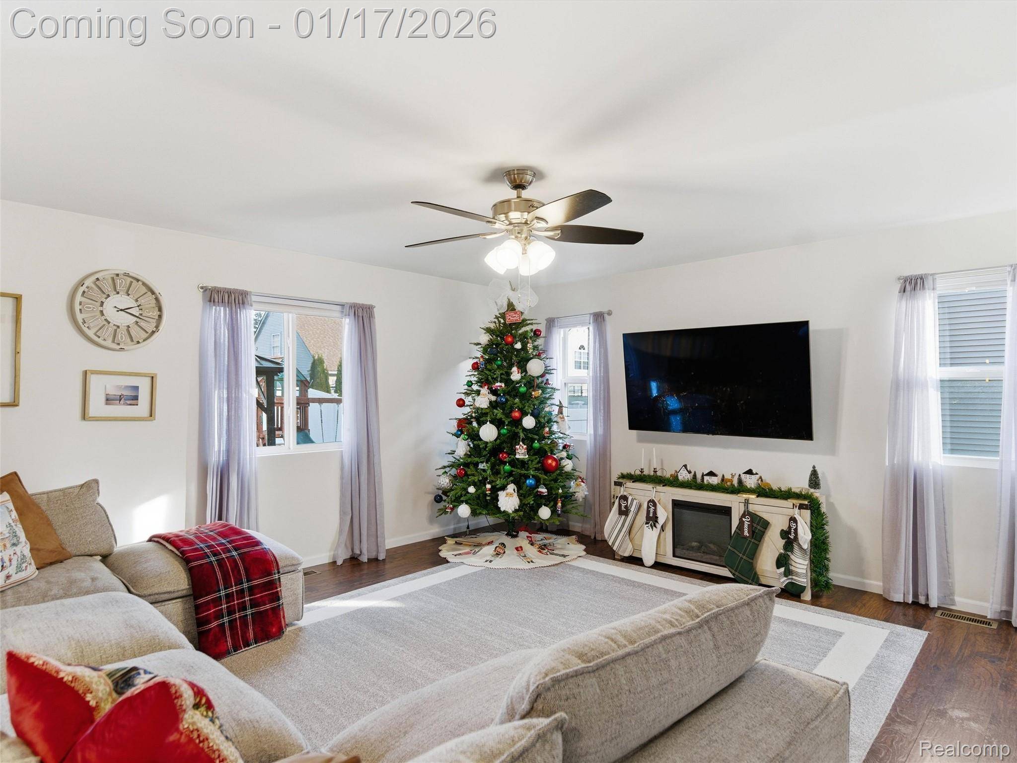 Waterford, MI 48327,250 Fountain Park DR