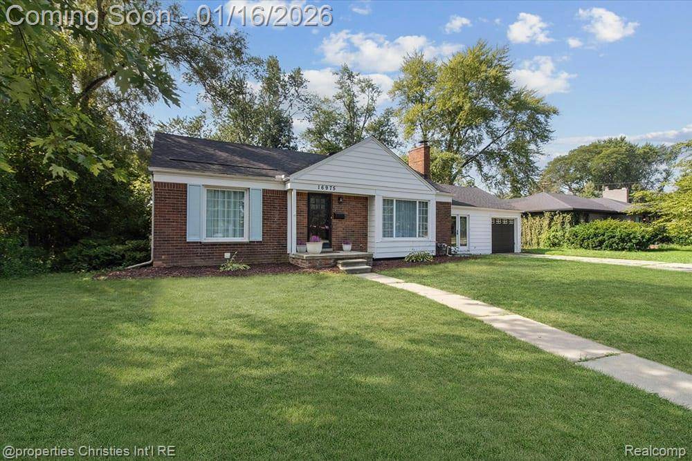 Beverly Hills, MI 48025,16975 W Fourteen Mile RD