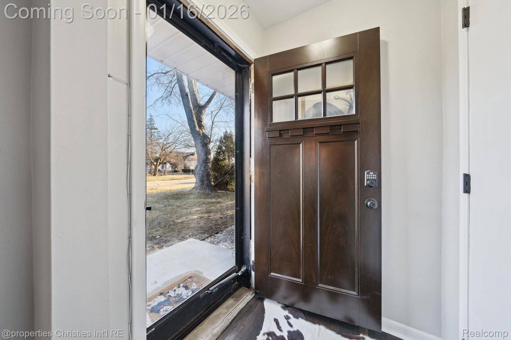 Beverly Hills, MI 48025,16975 W Fourteen Mile RD