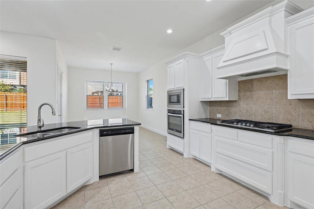 Burleson, TX 76028,1169 Barberry Drive