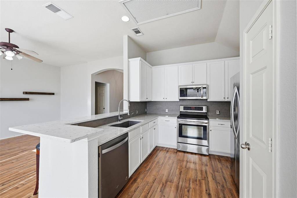 Little Elm, TX 75068,1020 Hay Stack Court