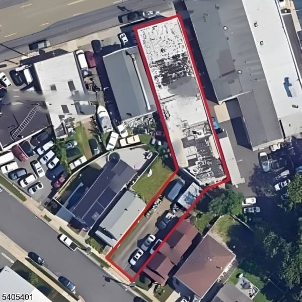 Linden City, NJ 07036,720 E Saint Georges Ave