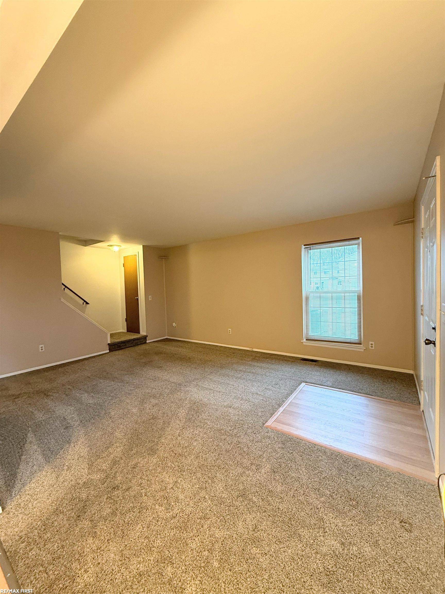 Clinton Township, MI 48035,35532 Stillmeadow LN