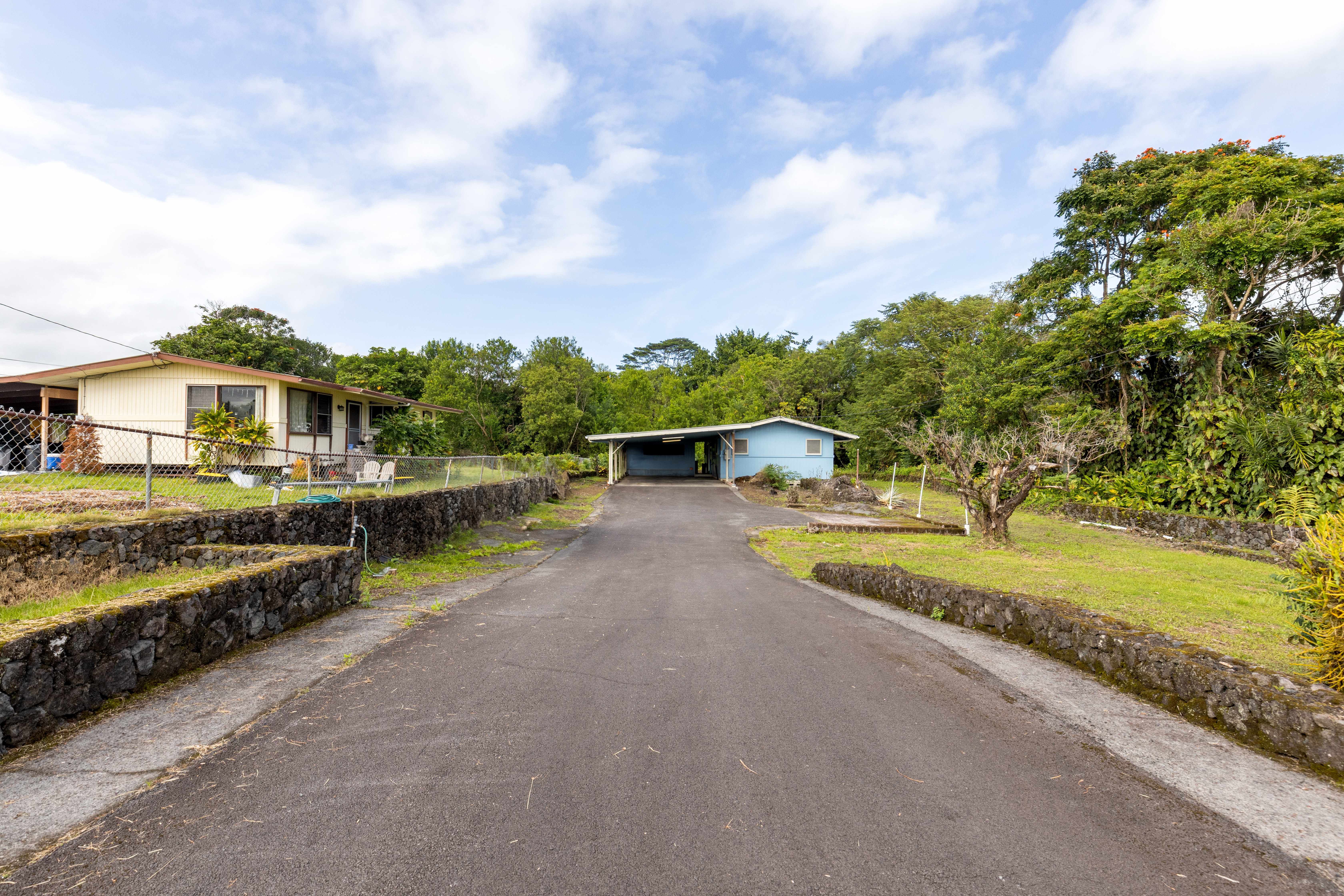 Hilo, HI 96720,696 KAWAILANI ST