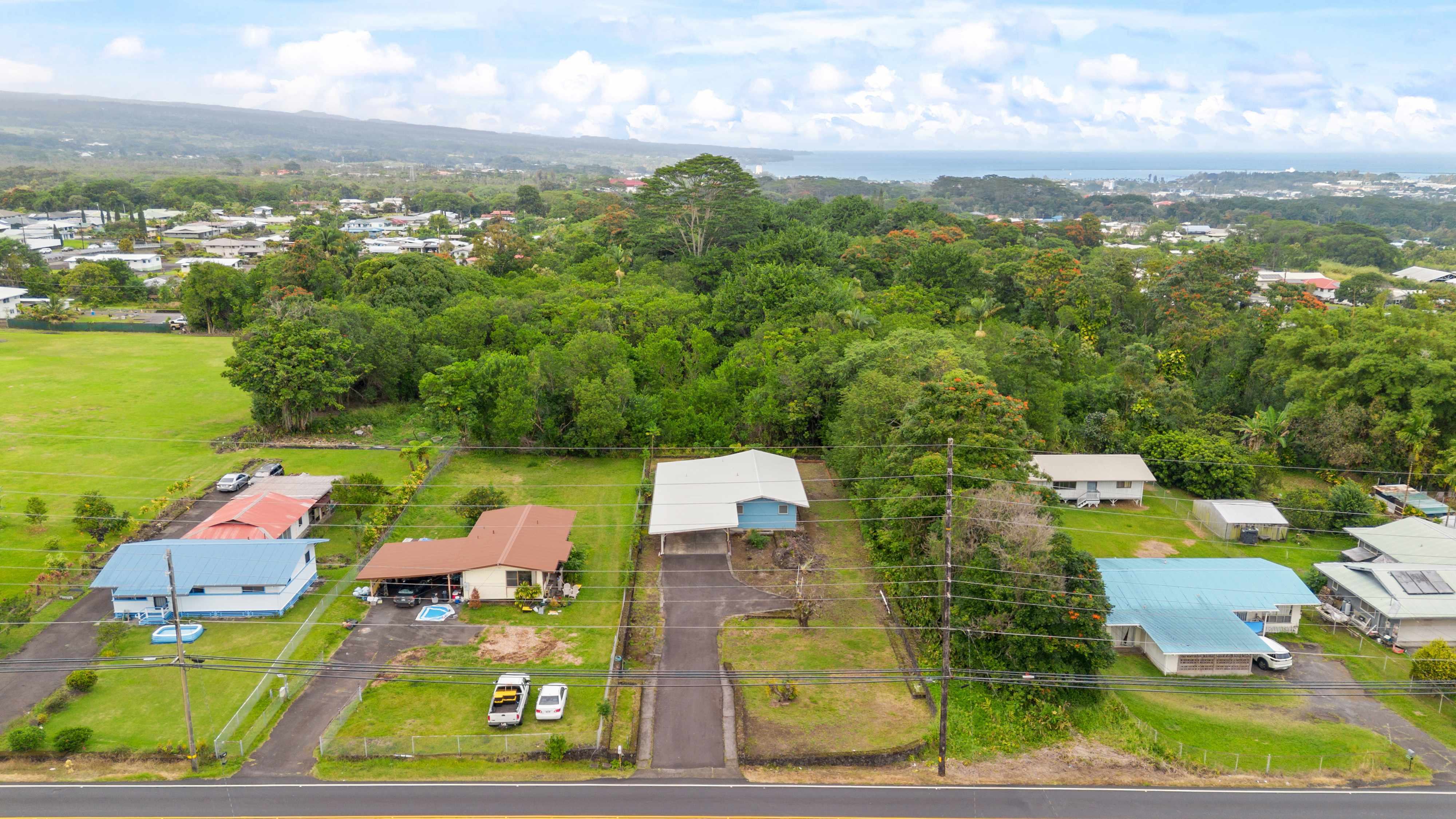 Hilo, HI 96720,696 KAWAILANI ST
