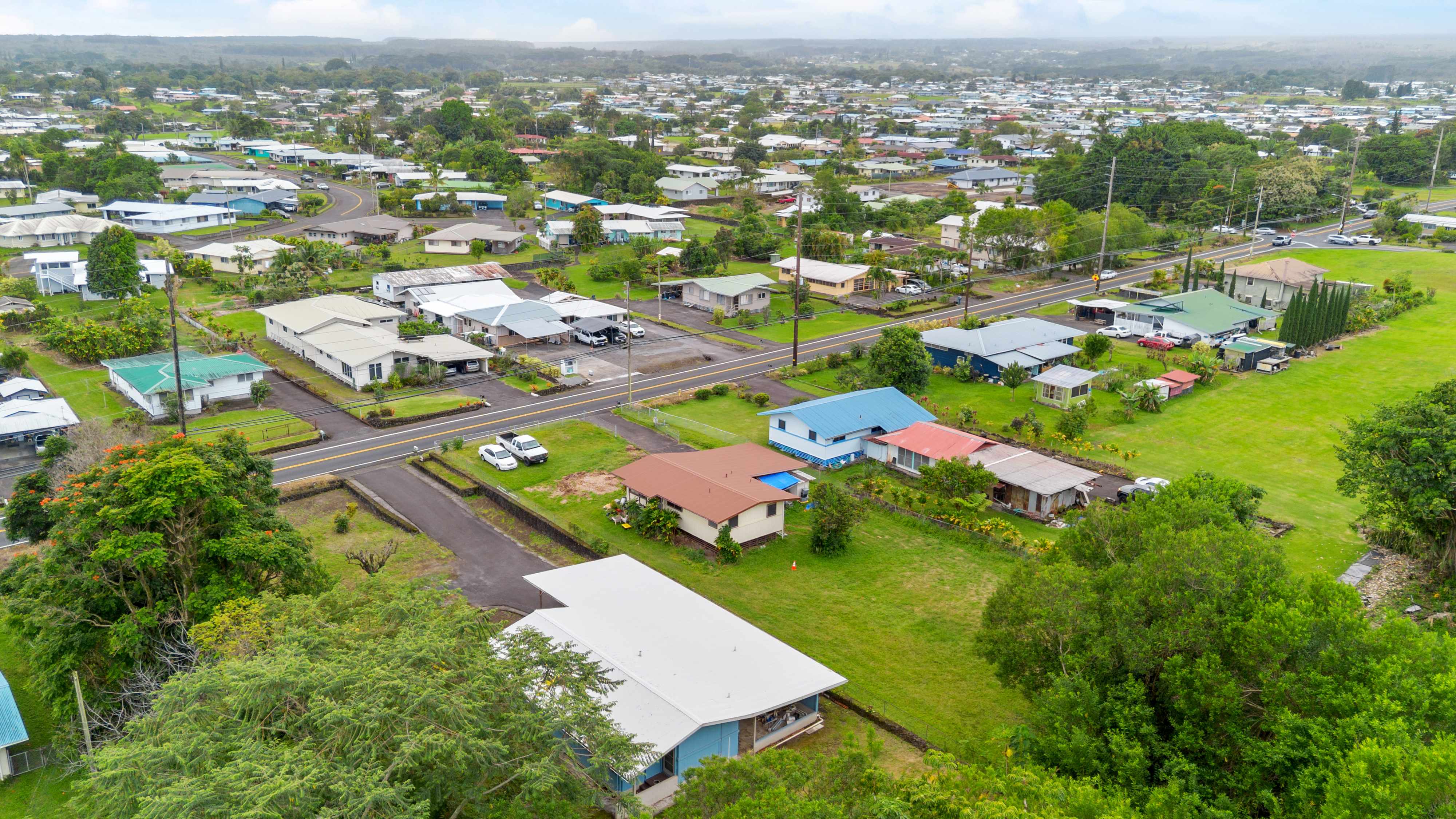 Hilo, HI 96720,696 KAWAILANI ST