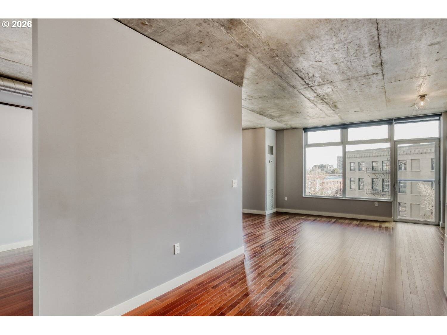 Portland, OR 97209,1926 W BURNSIDE ST #311