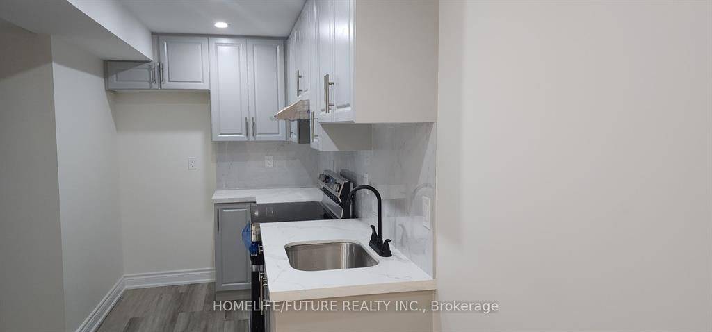 Ajax, ON L1T 0E6,49 Feint DR #BSMT