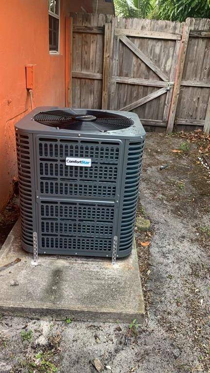 Pompano Beach, FL 33060,2070 NE 2nd Ave