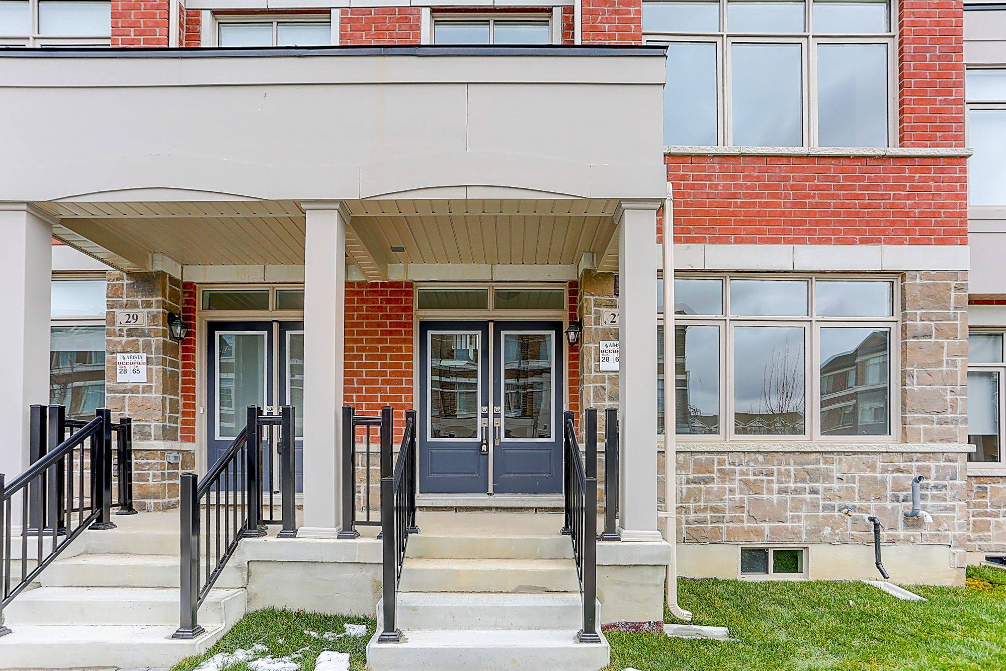 Markham, ON L6B 1R2,27 Floyd Ford WAY