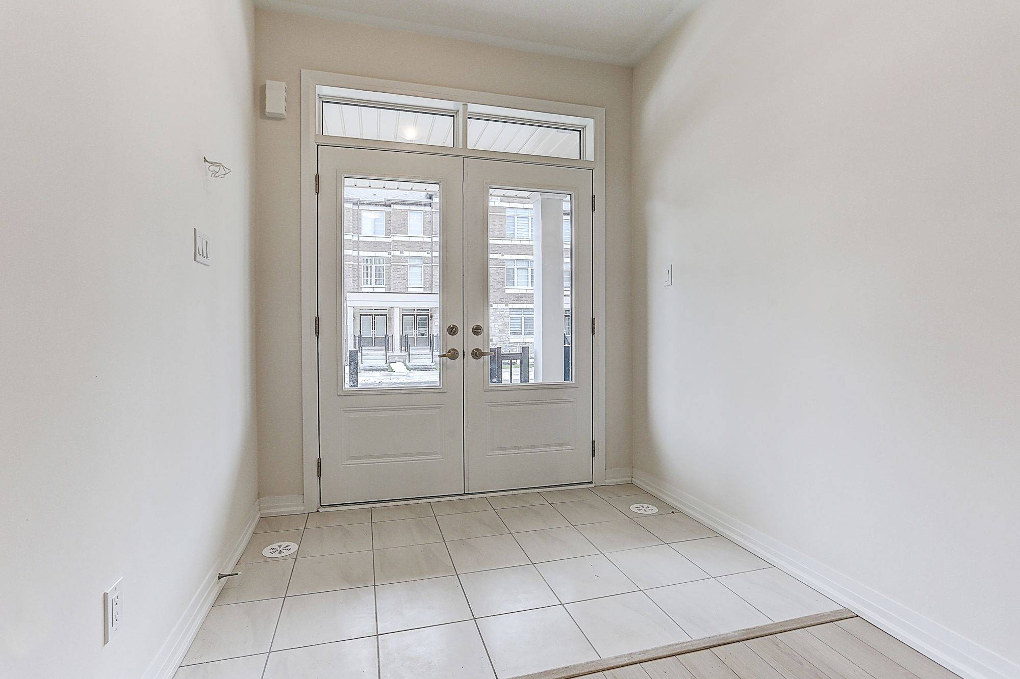 Markham, ON L6B 1R2,27 Floyd Ford WAY