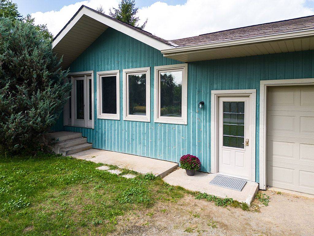 Clearview, ON L0M 1G0,98 George ST