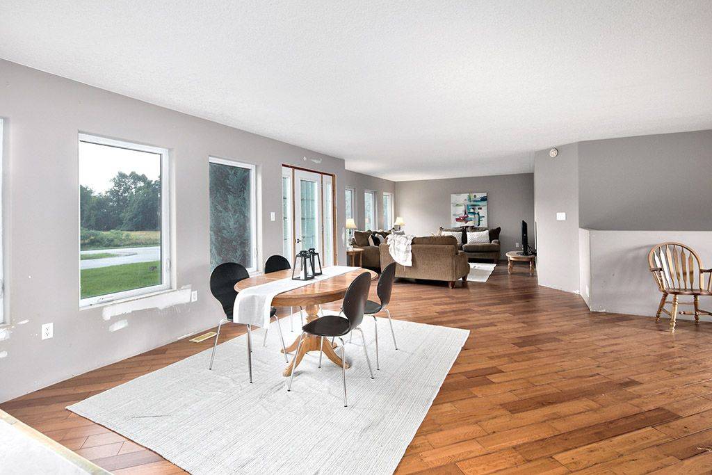 Clearview, ON L0M 1G0,98 George ST