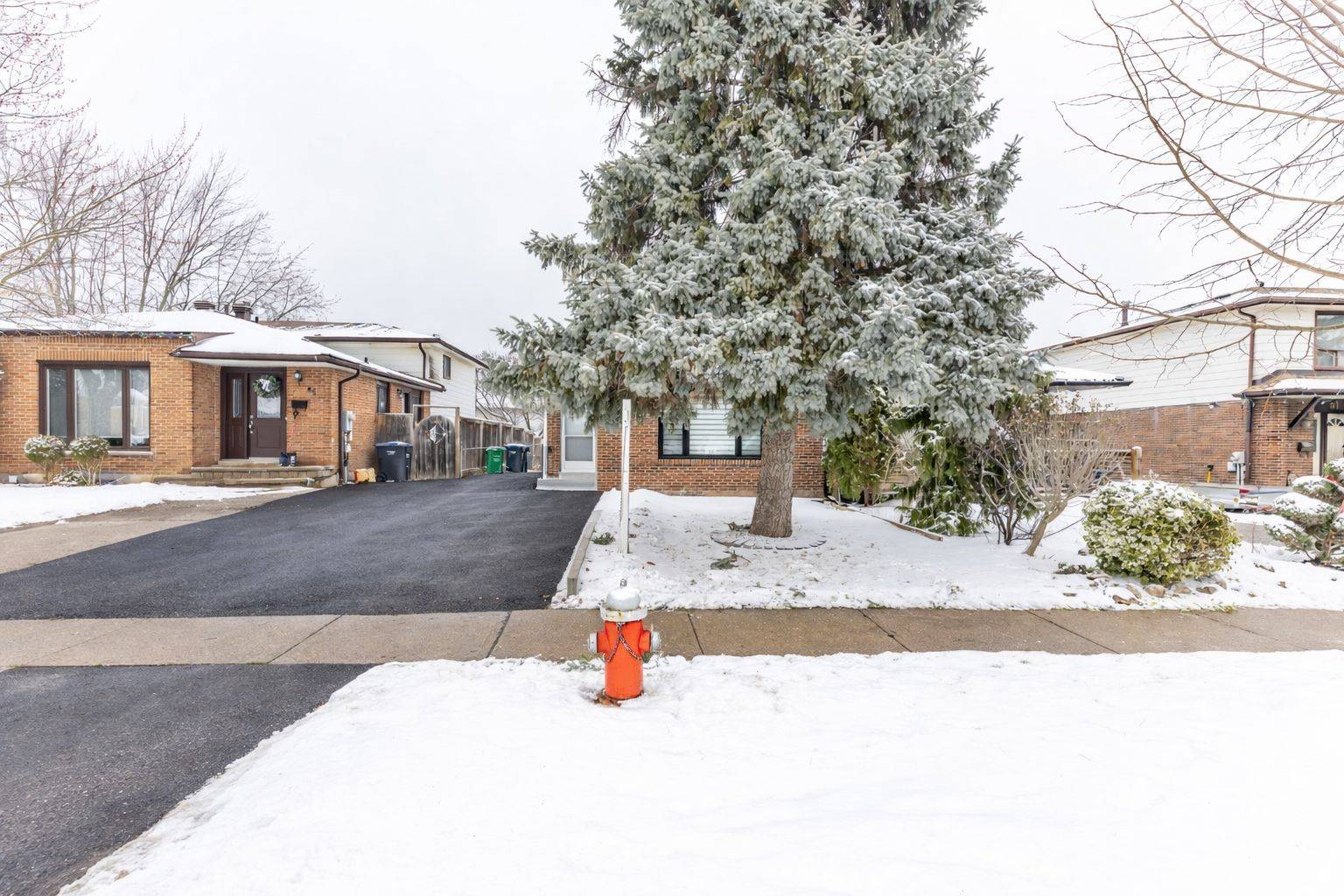 Mississauga, ON L5M 1C8,87 Bonham BLVD