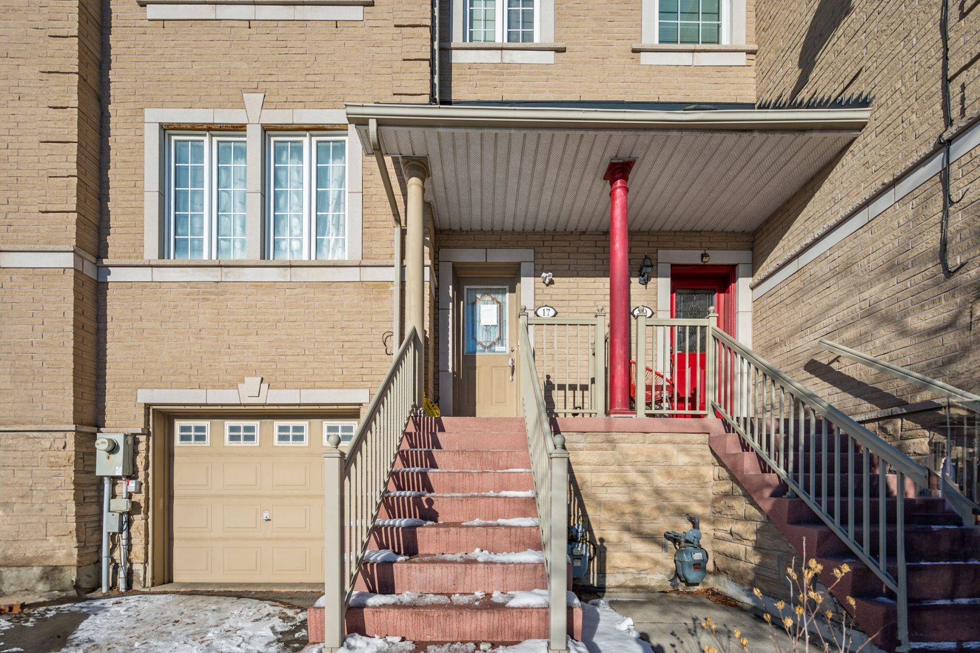 Mississauga, ON L4Z 4E9,17 Andrika CT