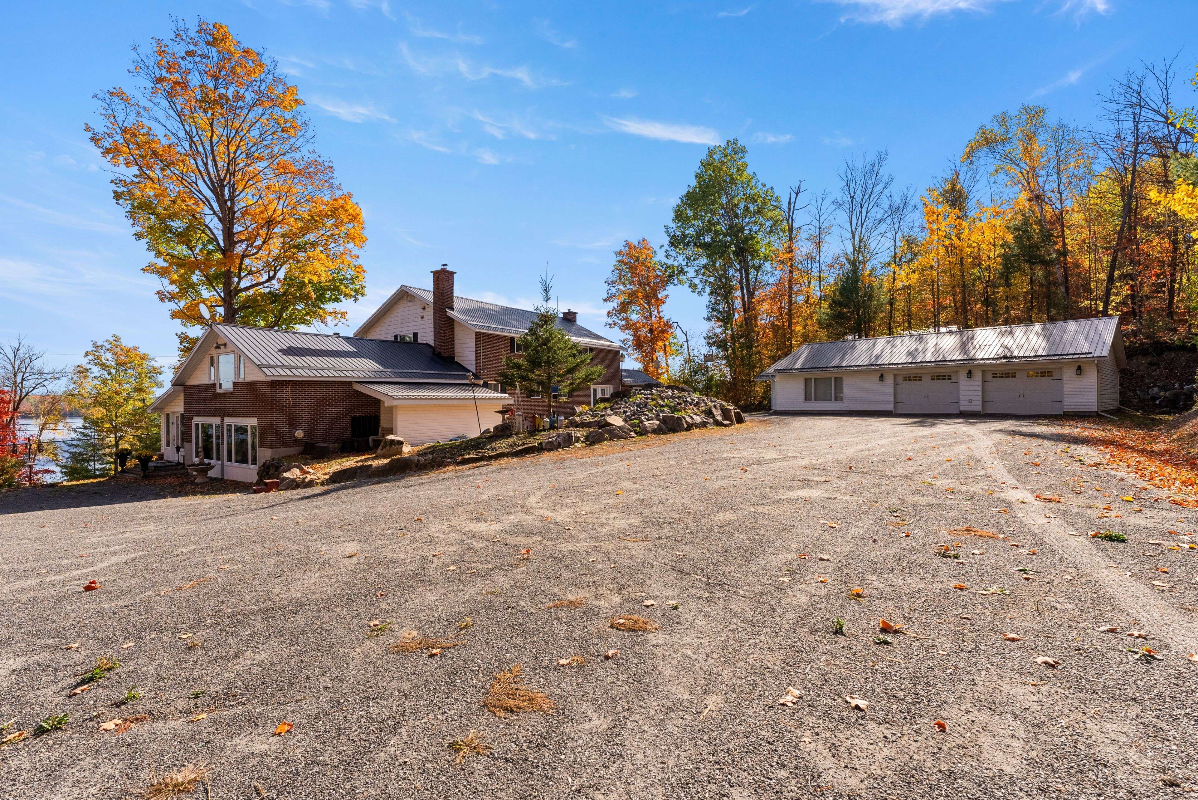 Addington Highlands, ON K0H 1K0,17276 Highway 41 N/A