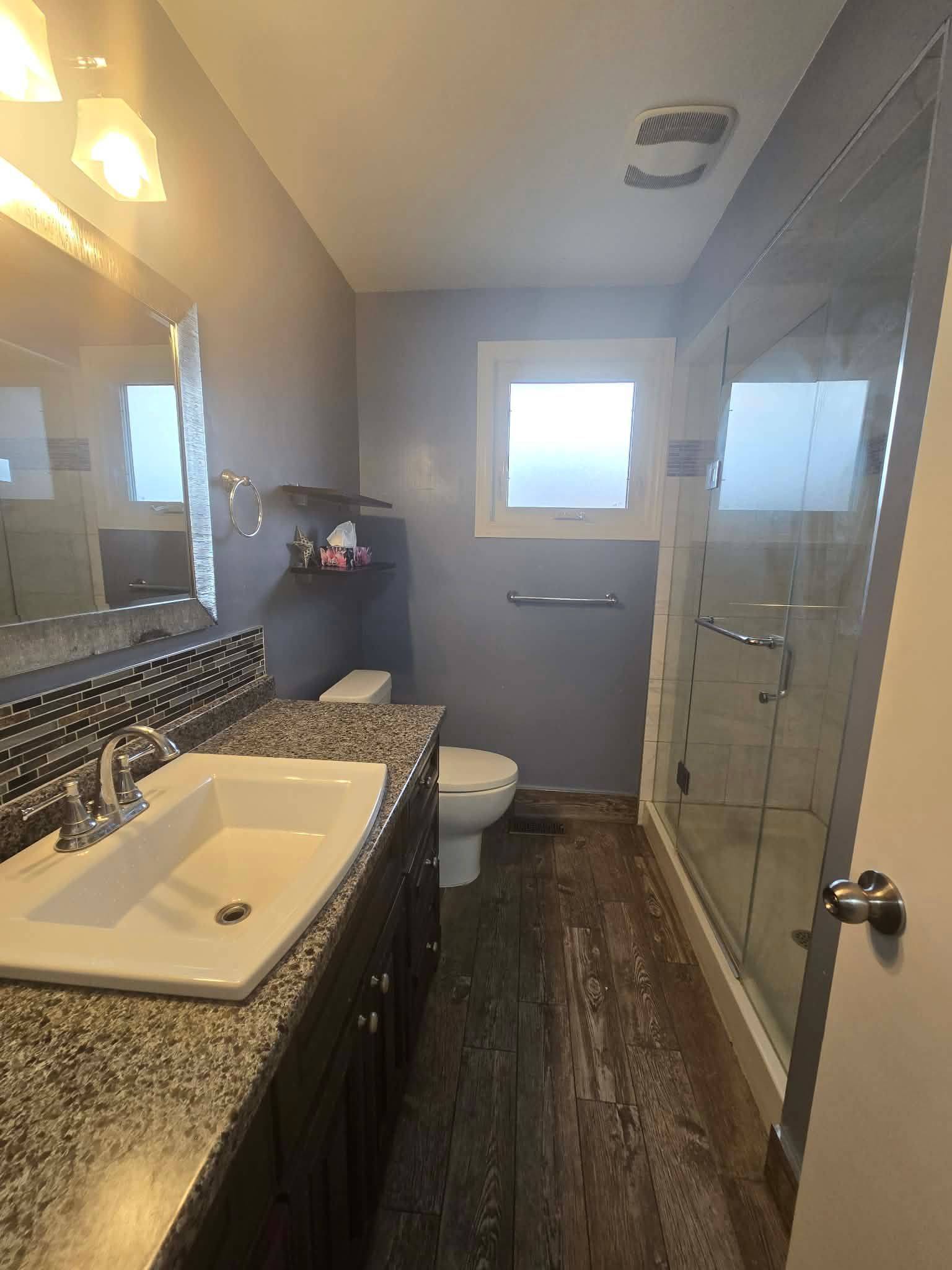 Niagara Falls, ON L2H 1Y8,6497 Charnwood AVE