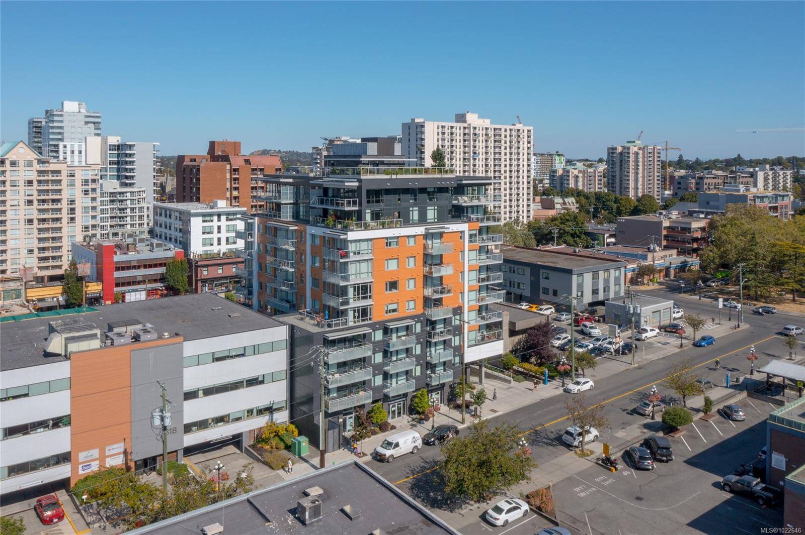 Victoria, BC V8W 1E4,838 Broughton St #807