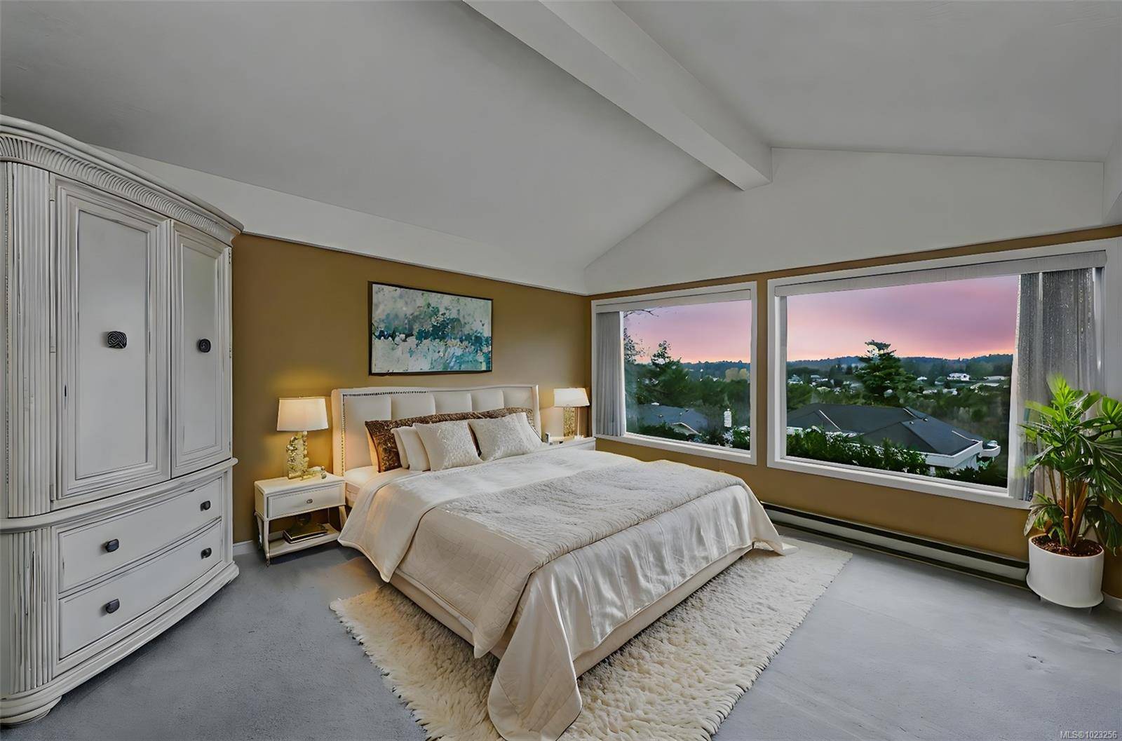 Saanich, BC V8X 5E4,4335 Emily Carr Dr