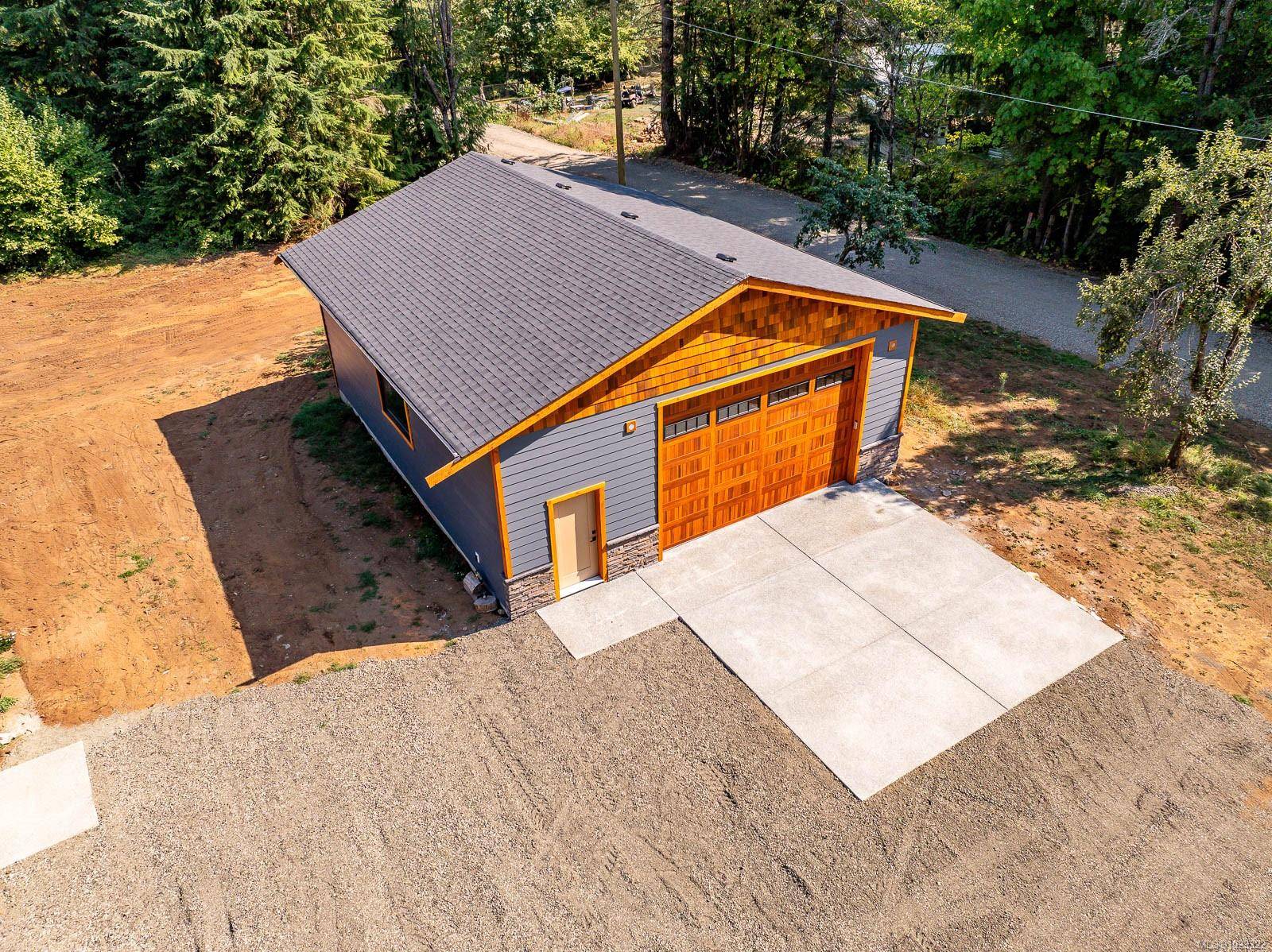 Courtenay, BC V9N 3Z6,3368 Small Rd