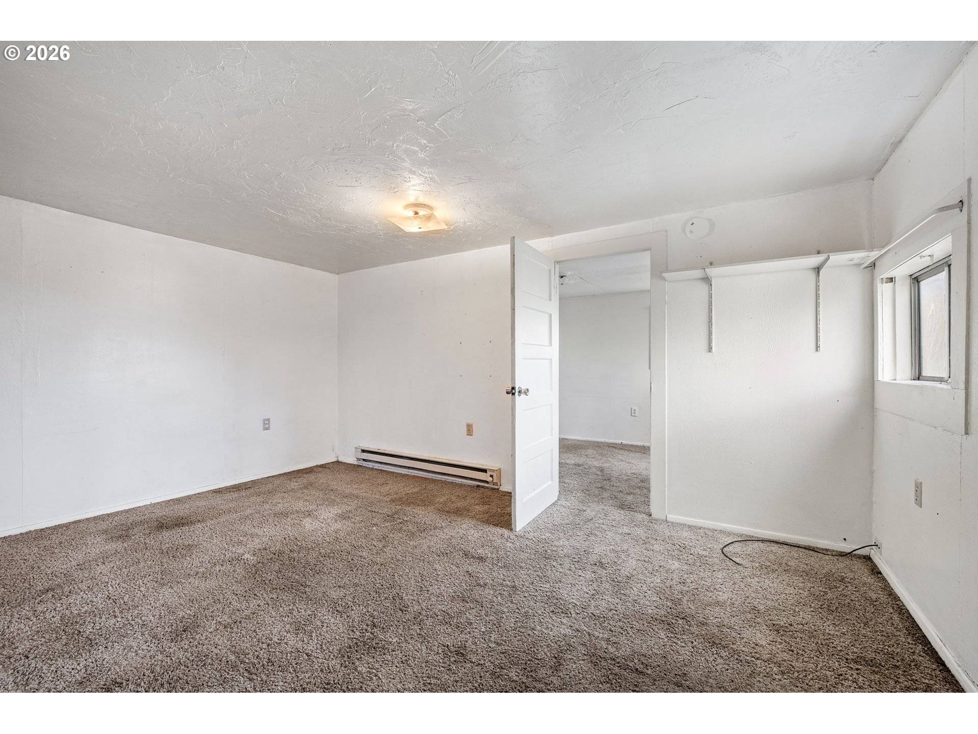 Harrisburg, OR 97446,860 BURTON ST