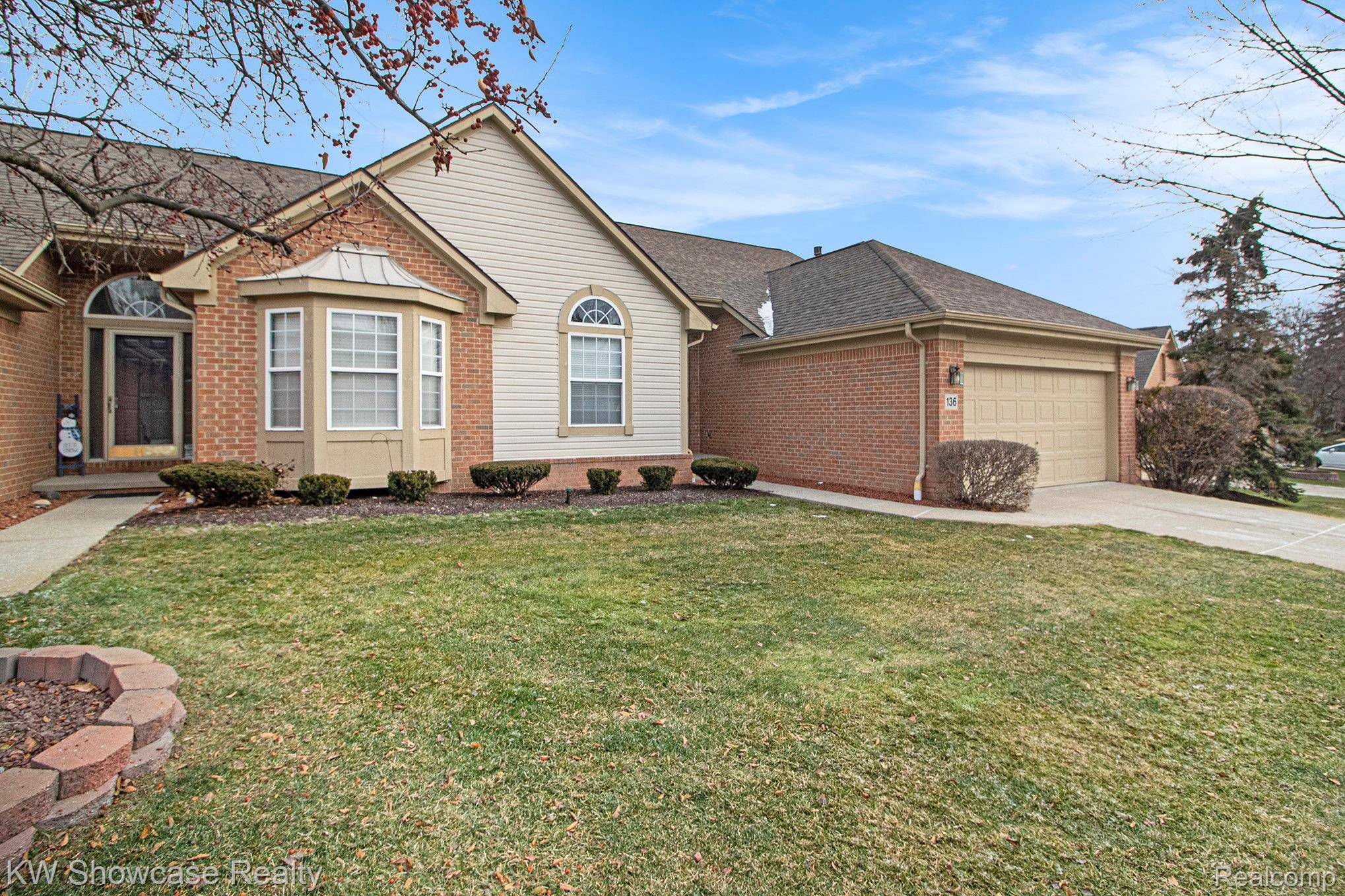 Commerce Twp, MI 48390,136 Shore Brook LN