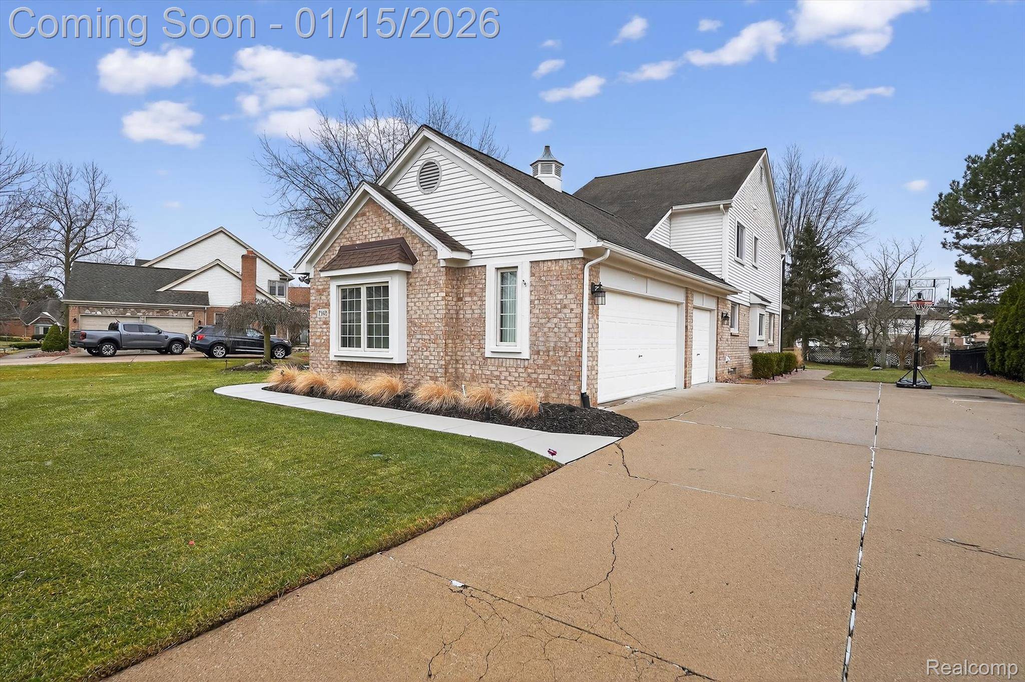 Canton, MI 48187,7393 Briargate DR