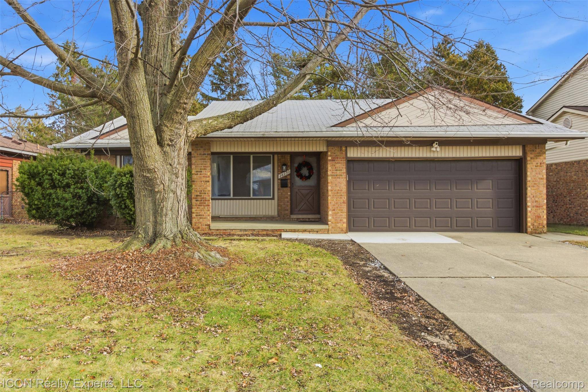 Warren, MI 48088,28230 Armanda DR