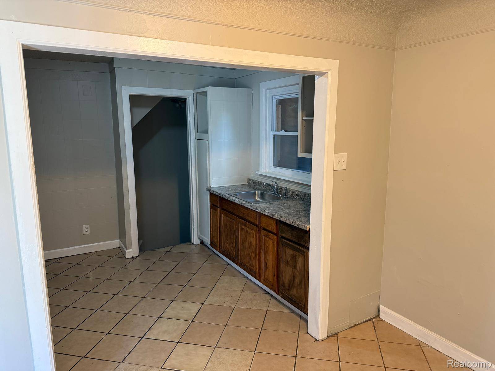 Detroit, MI 48205,20020 PELKEY ST