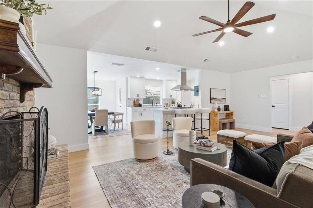 Plano, TX 75075,1916 Macao Place