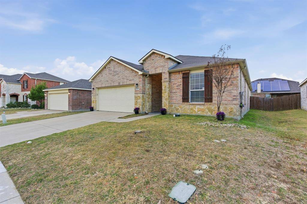 Fort Worth, TX 76179,5824 Mirror Ridge Drive